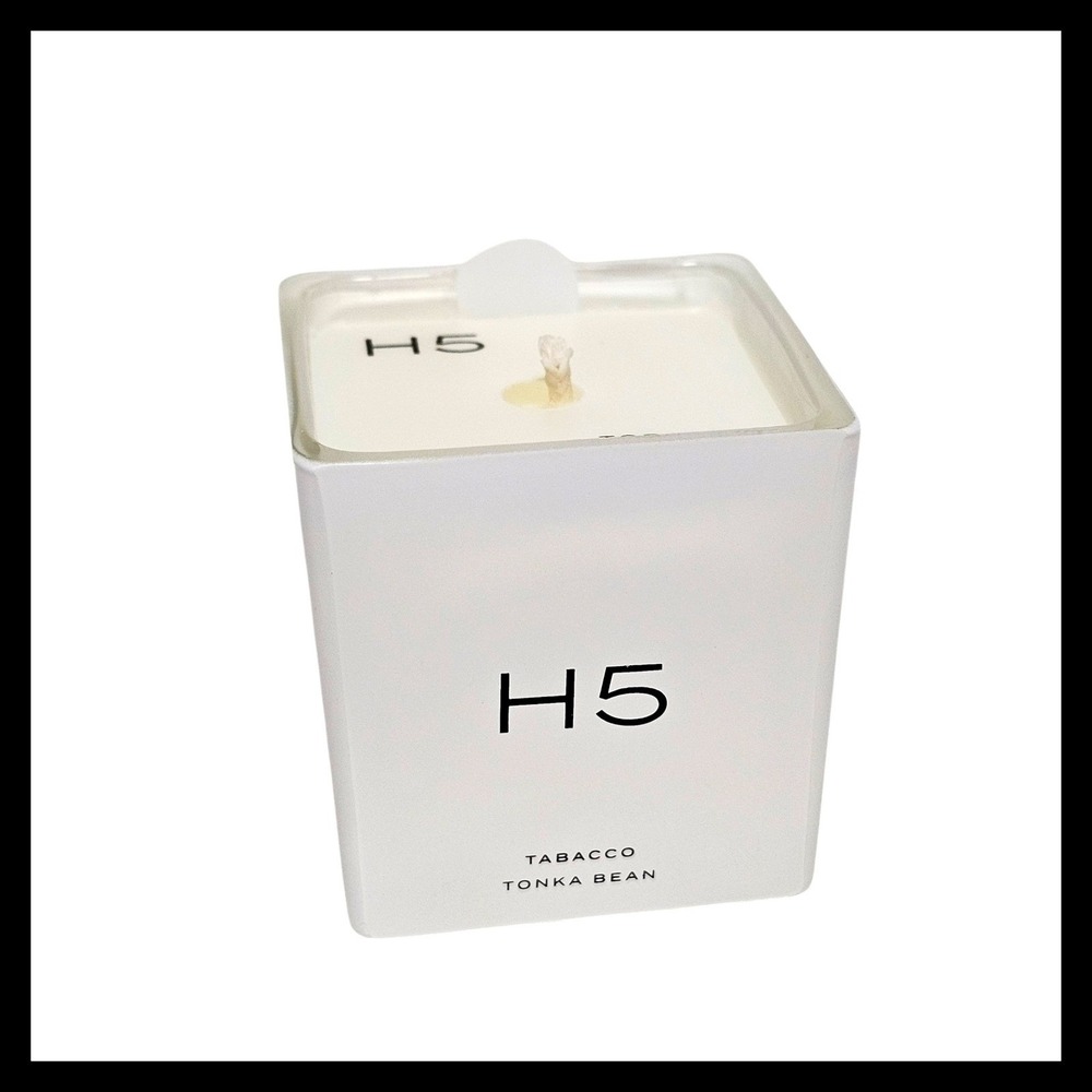 Mind Games H5‎ White Queen Tobacco Tonka Bean Scented Candle 2 oz. Travel Size